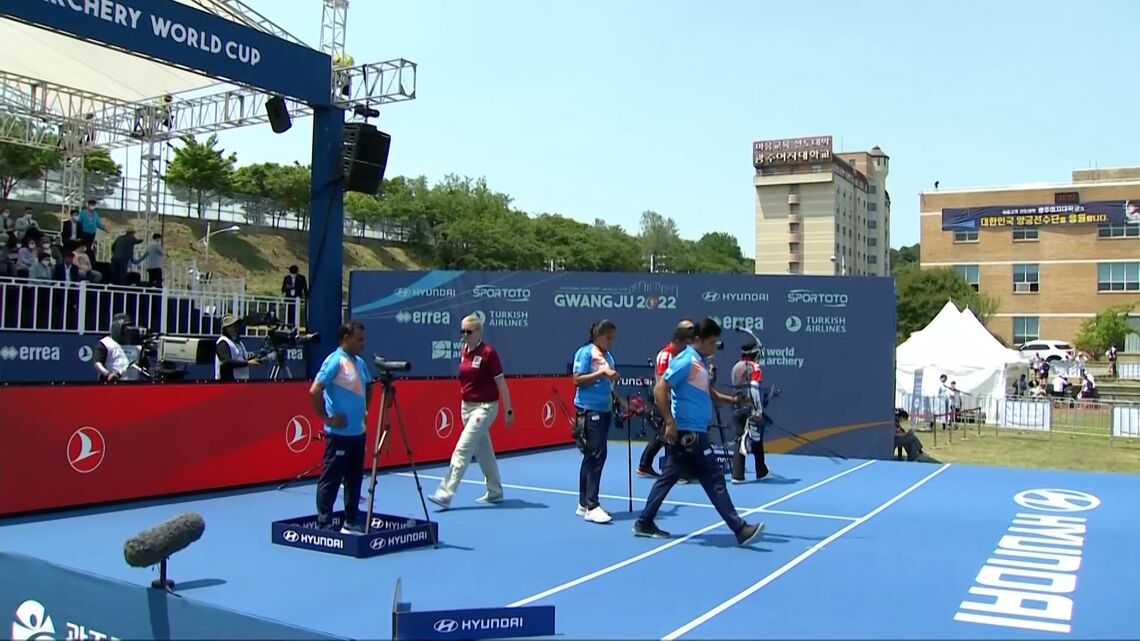 Verma crosses the waiting line as soon as the lead-in timer starts.