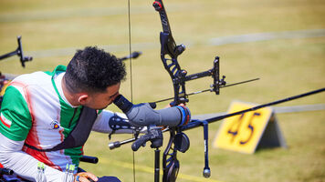 Arab Aremi qualifies top at the Asian Para Games.