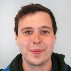 Chris Wells portrait picture.