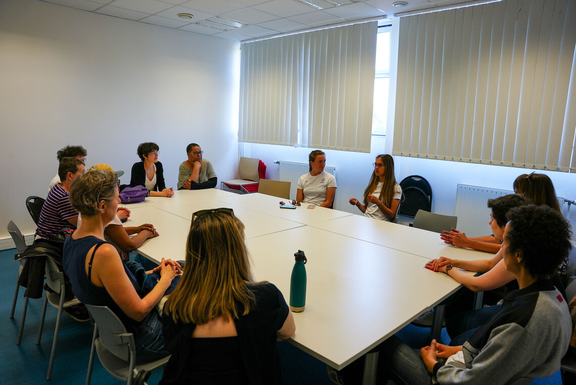 Round-table with Lisa and Audrey on Skin association day.