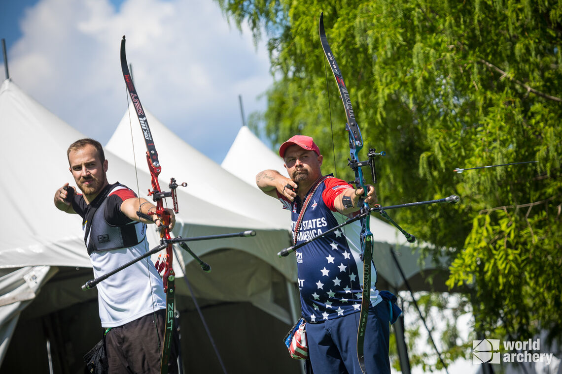 Florian Unruh and Brady Ellison in Birmingham 2022 recurve men’s gold medal.