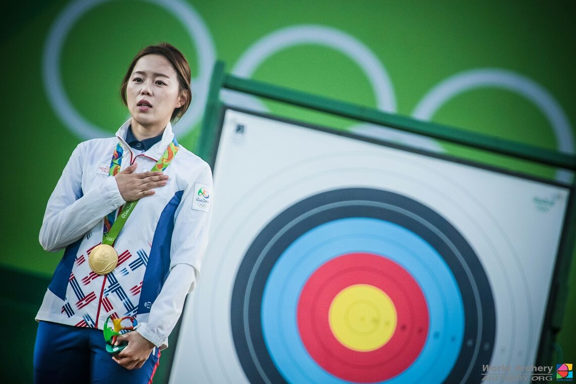 Chang Hye Jin with her gold medal at the Rio 2016 Olympic Games.