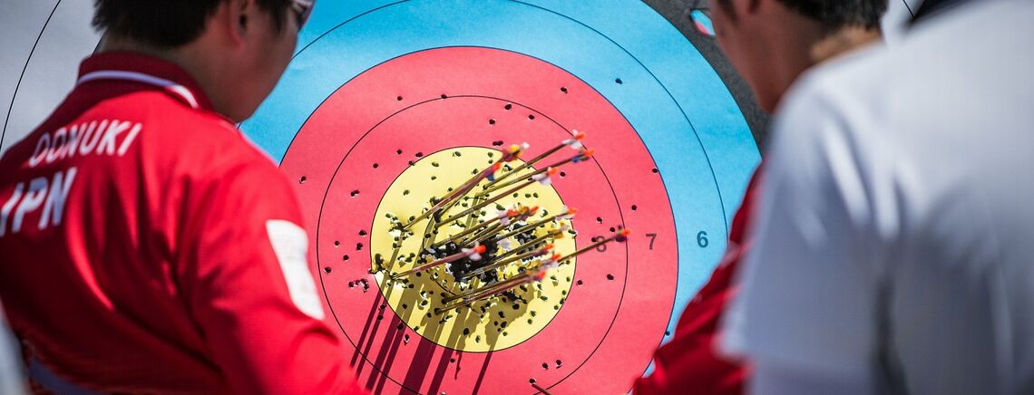 bullseye with arrows